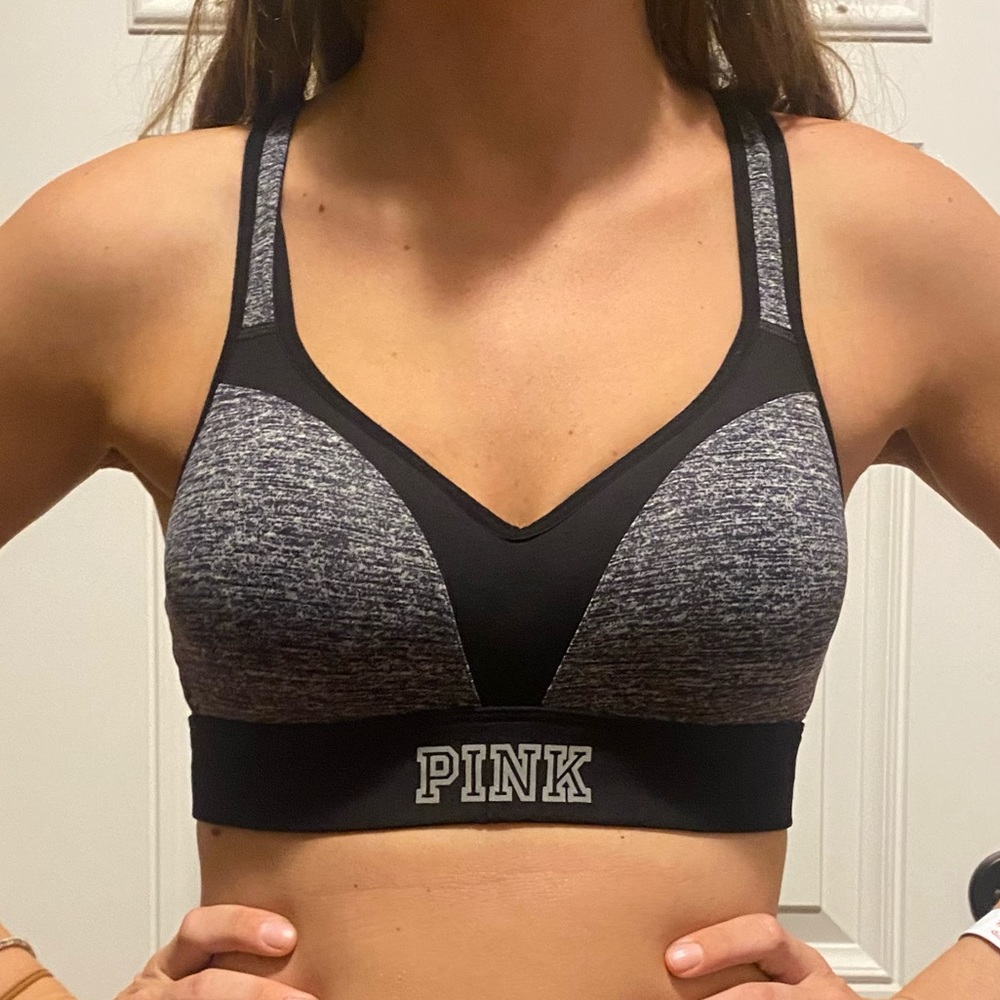 PINK Clasp Back Push Up Wireless Sports Bra